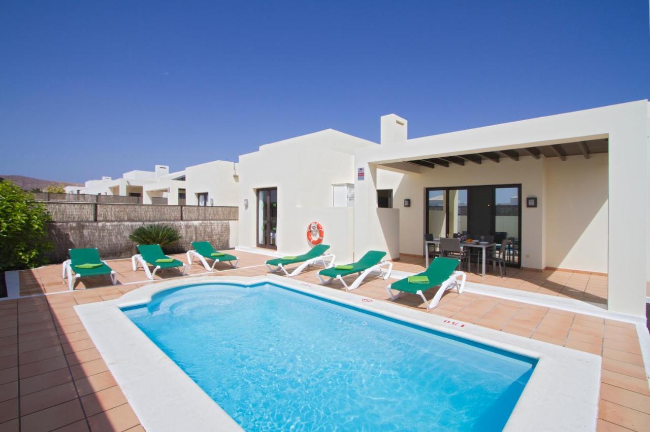 Ereza Villas Las Buganvillas Playa Blanca  Exterior photo